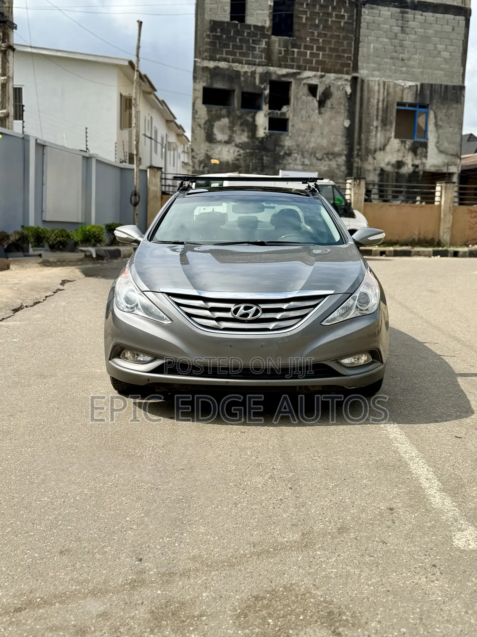 Hyundai Sonata Limited 2.0T Sedan (2.0L 4cyl 6A) 2013 Gray