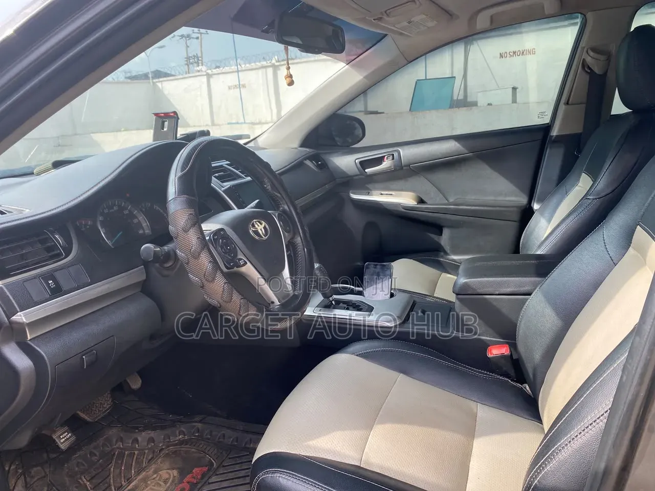 Toyota Camry SE 4dr Sedan (2.5L 4cyl 6A) 2014 Gray