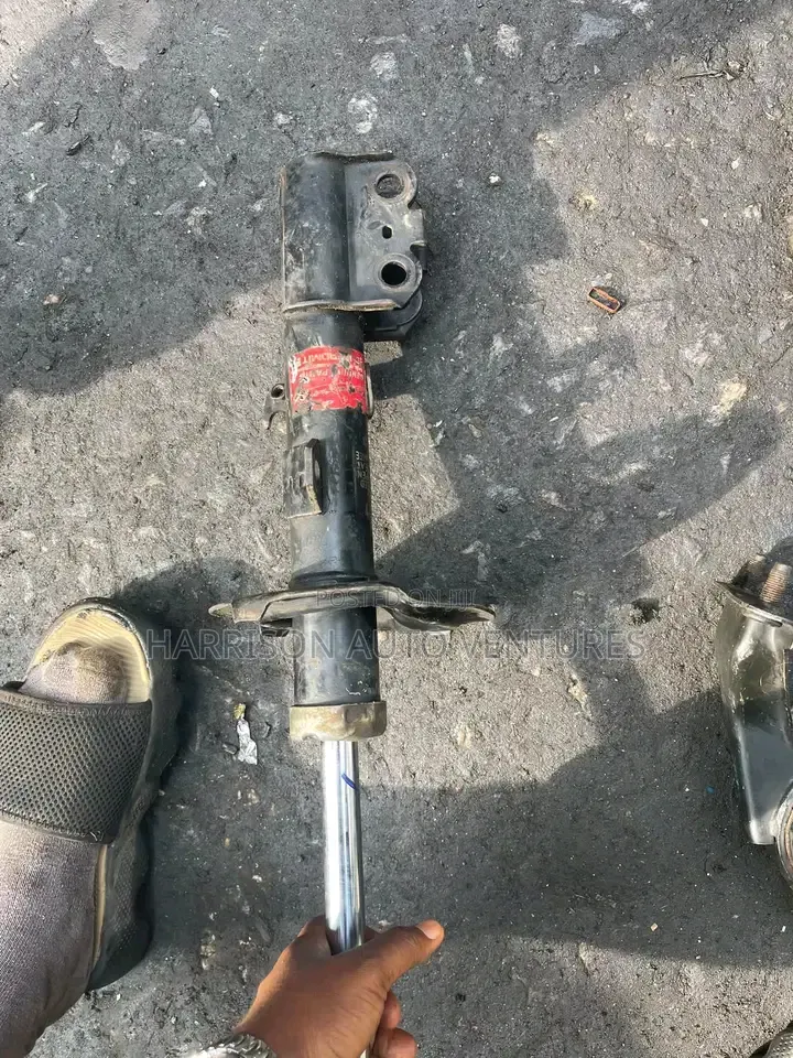 Toyota Corolla 2005 Front Shock Absorber