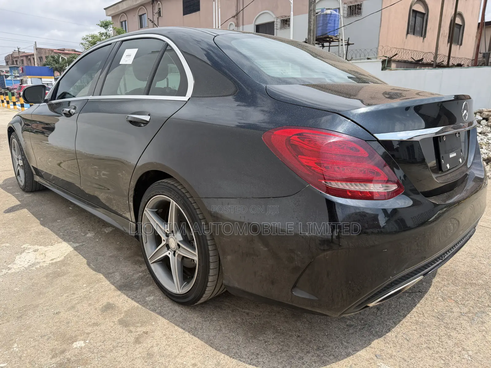Mercedes-Benz C300 Luxury 4dr AWD 4Matic Sedan (2.0L 4cyl 7A) 2015