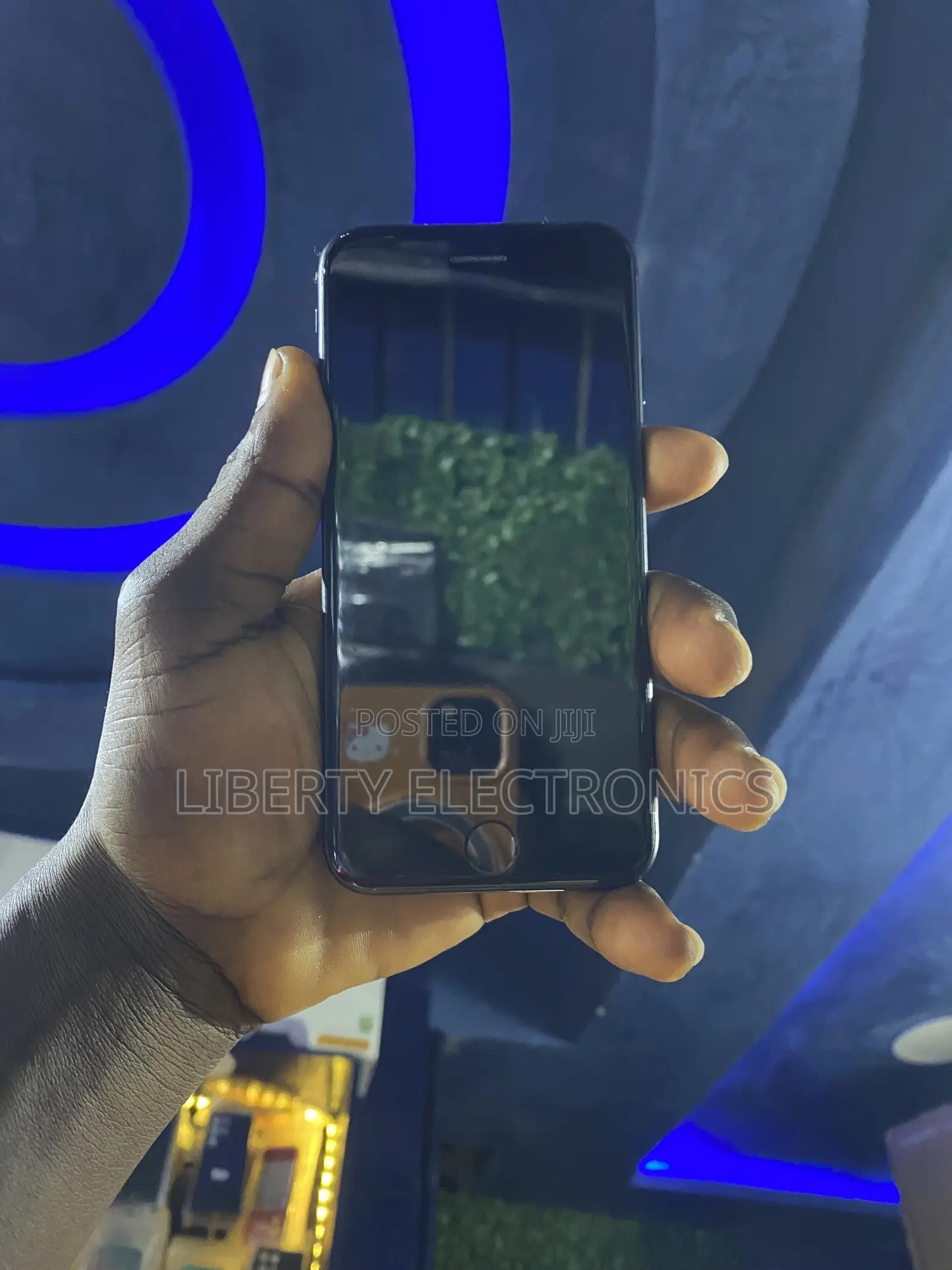 Apple iPhone 7 32 GB Black
