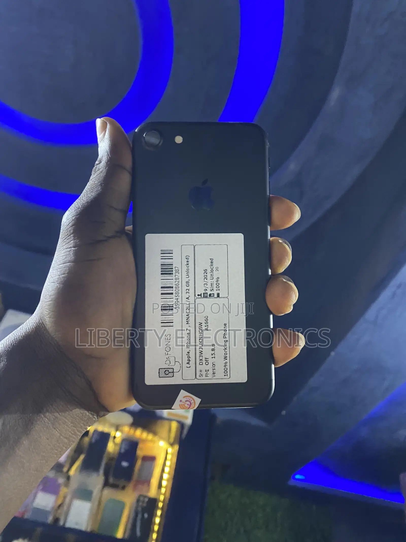 Apple iPhone 7 32 GB Black