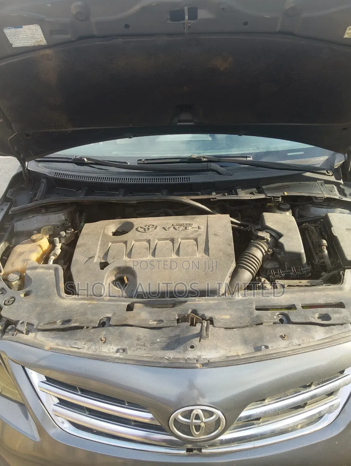 Toyota Corolla LE 4dr Sedan (1.8L 4cyl 4A) 2010 Gray