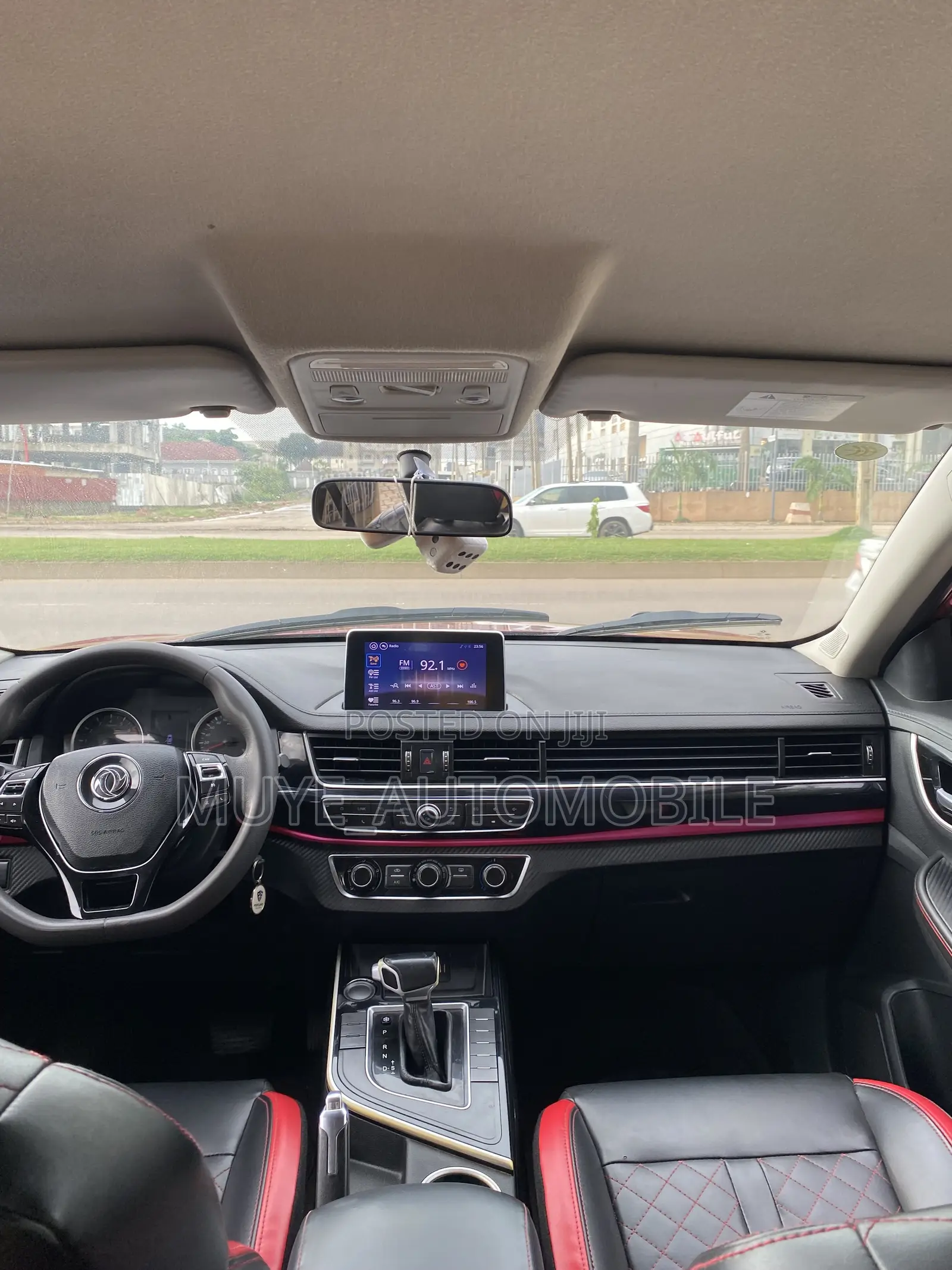 Dongfeng Fengxing Joyear 2019 Red