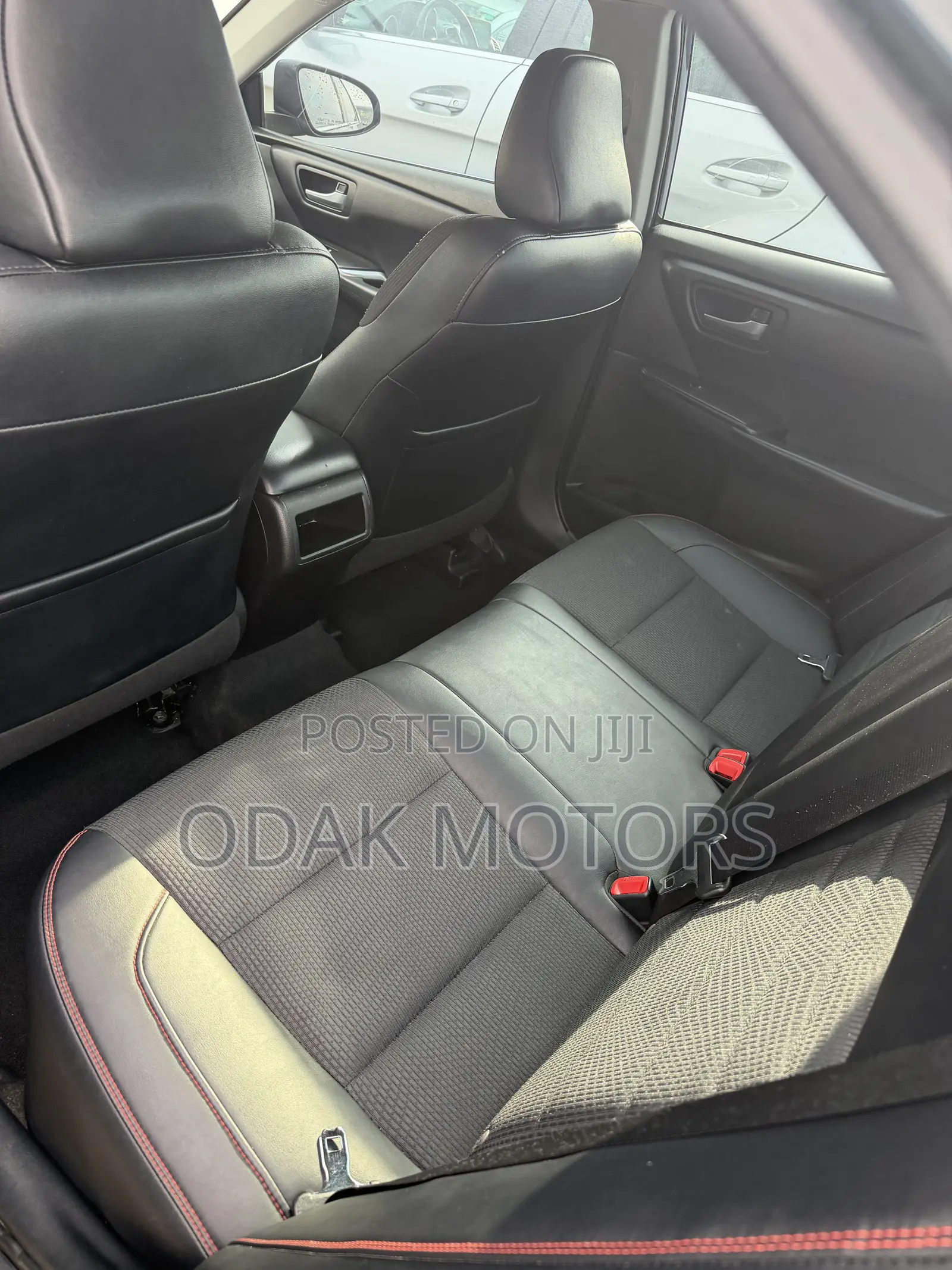 Toyota Camry SE 4dr Sedan (2.5L 4cyl 6A) 2016 Blue