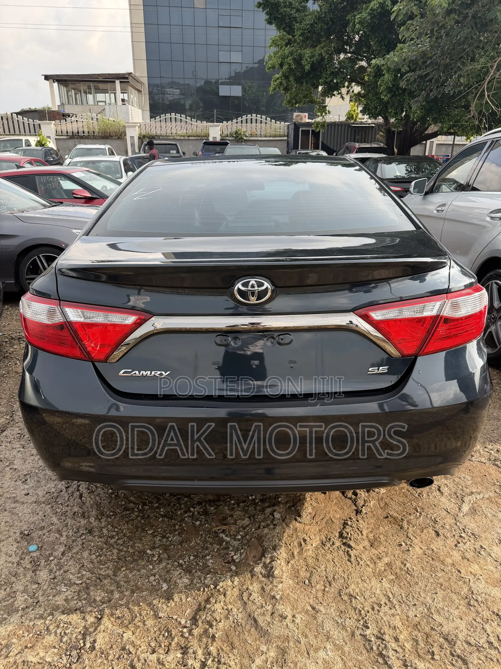 Toyota Camry SE 4dr Sedan (2.5L 4cyl 6A) 2016 Blue