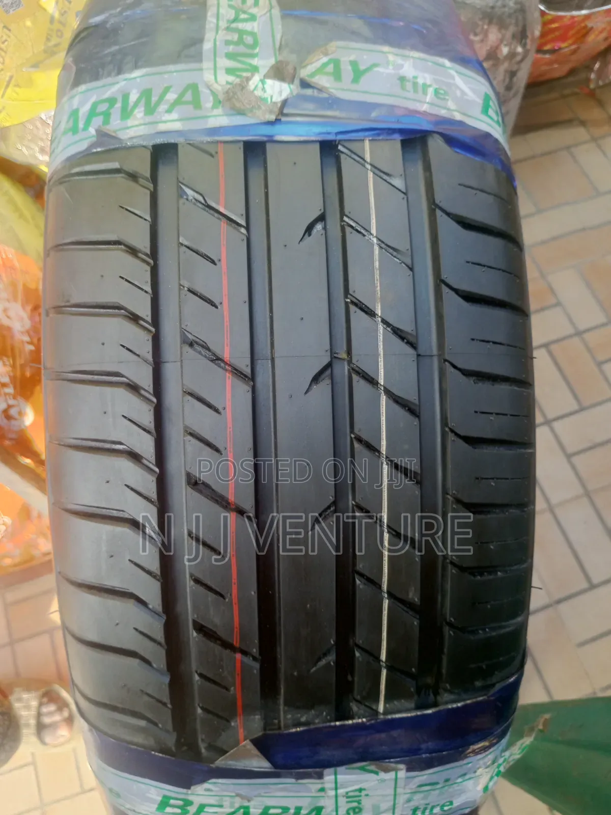 265 50 R22 Bearway Brandnew