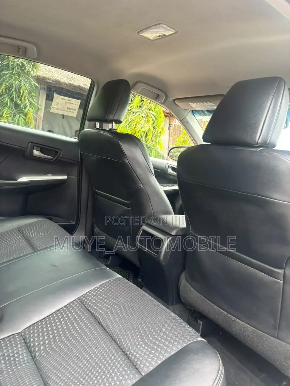 Toyota Camry SE 4dr Sedan (2.5L 4cyl 6A) 2012 White