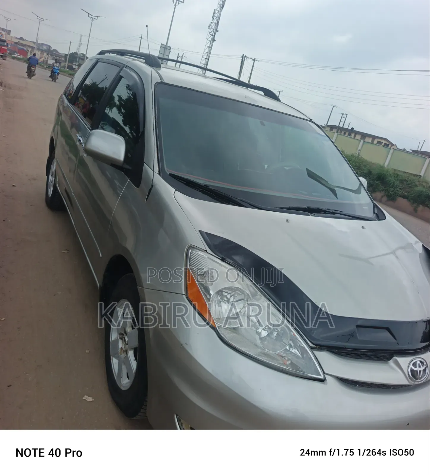 Toyota Sienna 2006 Silver