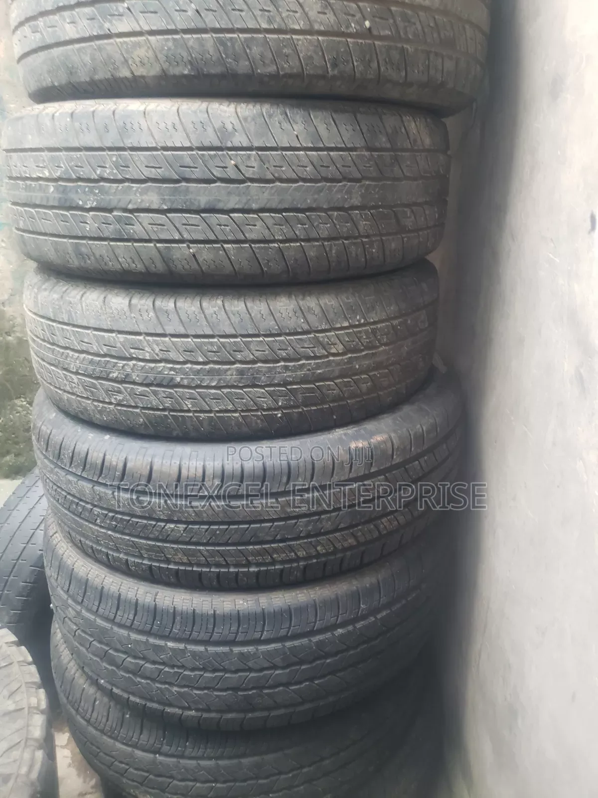 215/55/17 Grade a Tyre 1 Year Warranty