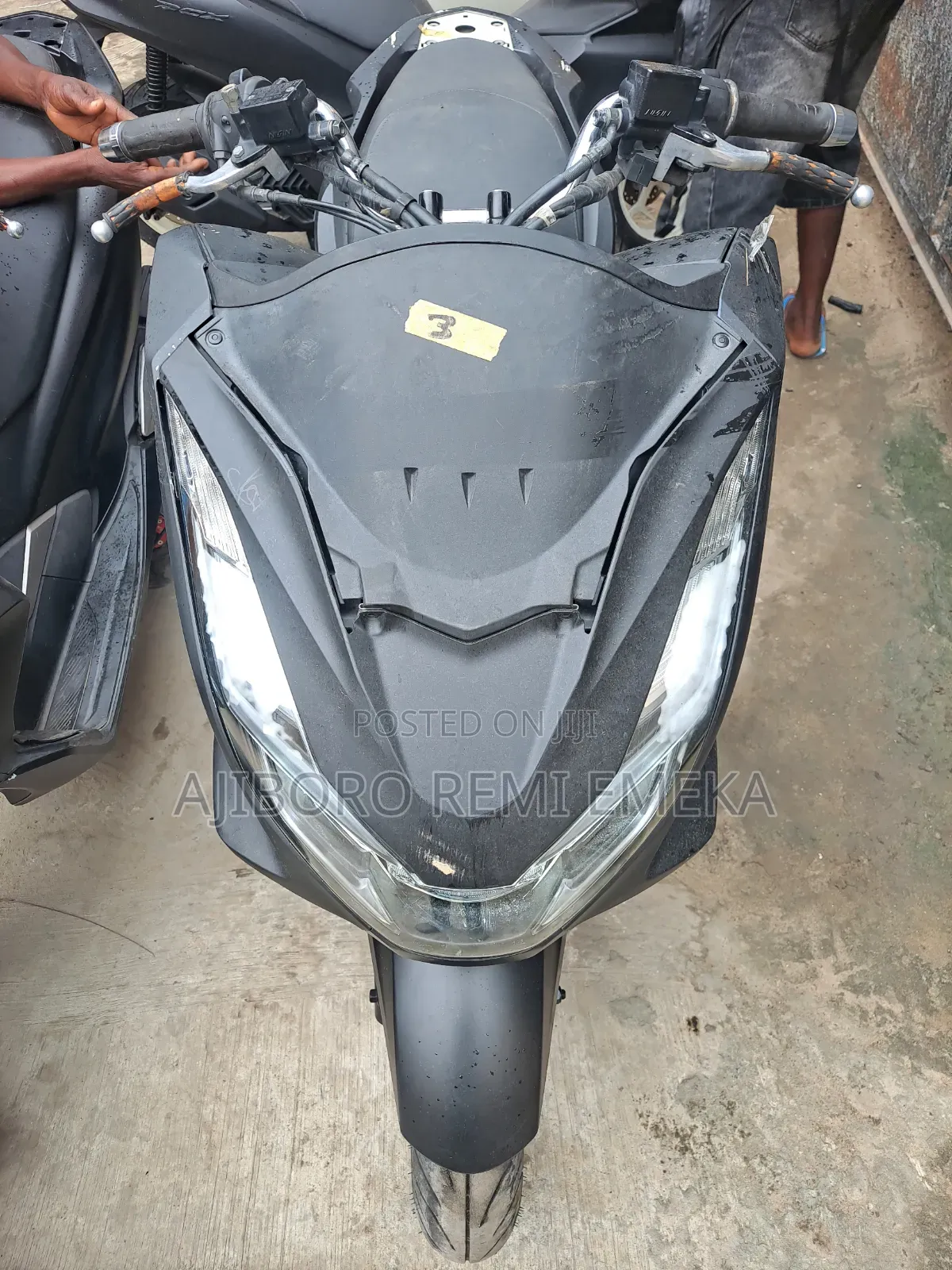 Honda 2022 Black