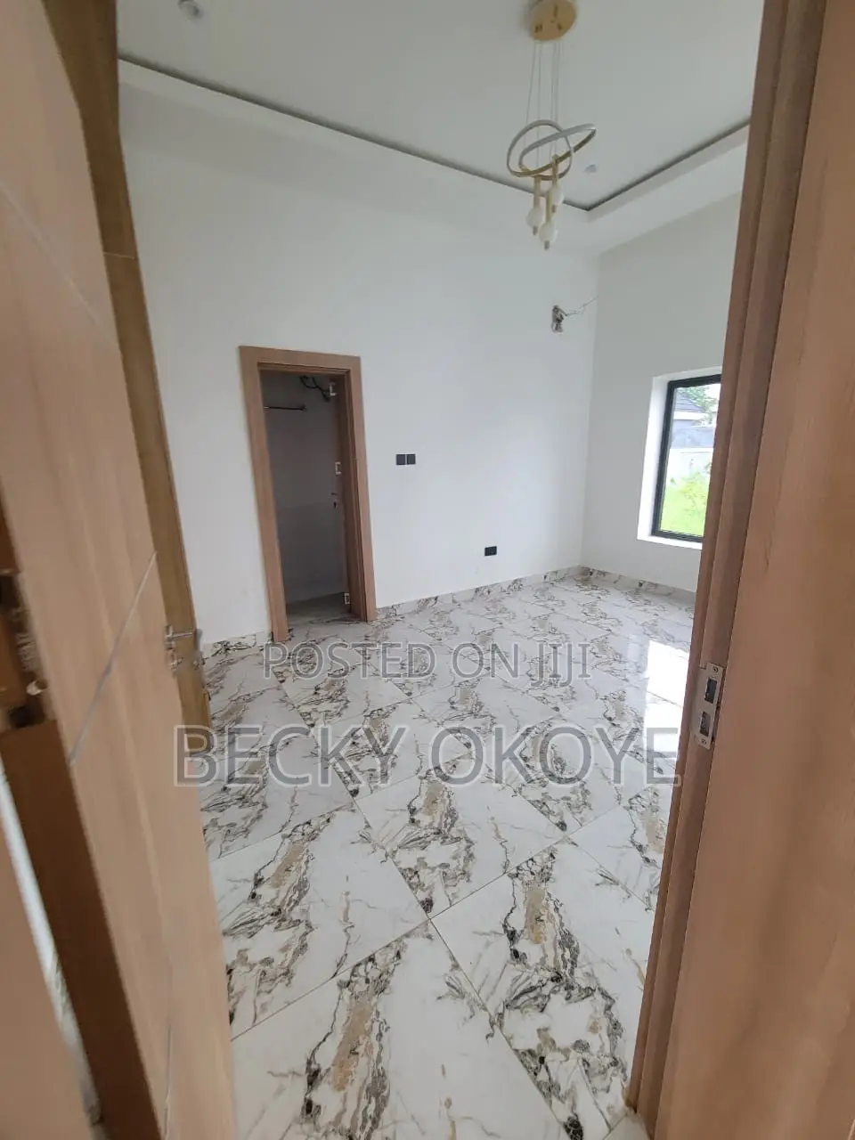 4bdrm Duplex in Idu for rent