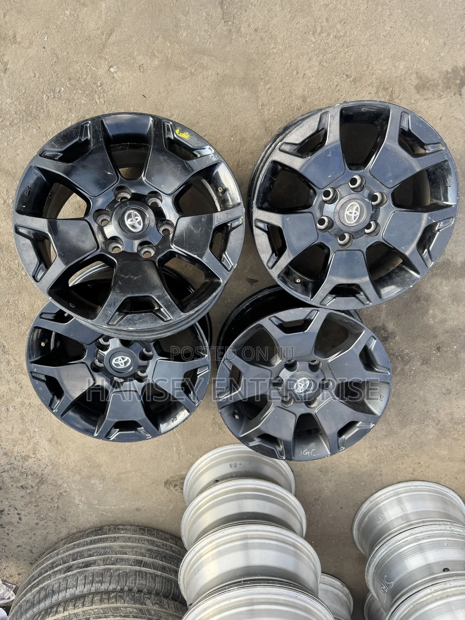2020 Toyota Hilux Rogue Rim 18