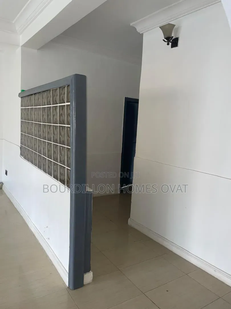 3bdrm Apartment in Parkview Estate for rent