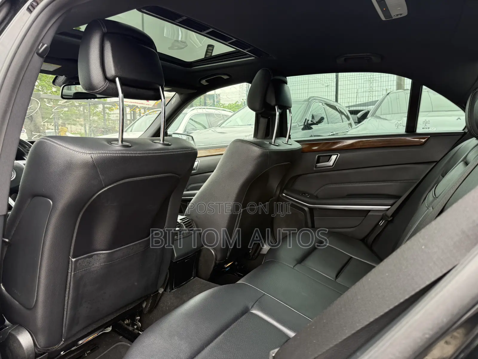 Mercedes-Benz E350 Base 4Matic Sedan AWD (3.5L 6cyl 7A) 2015 Black