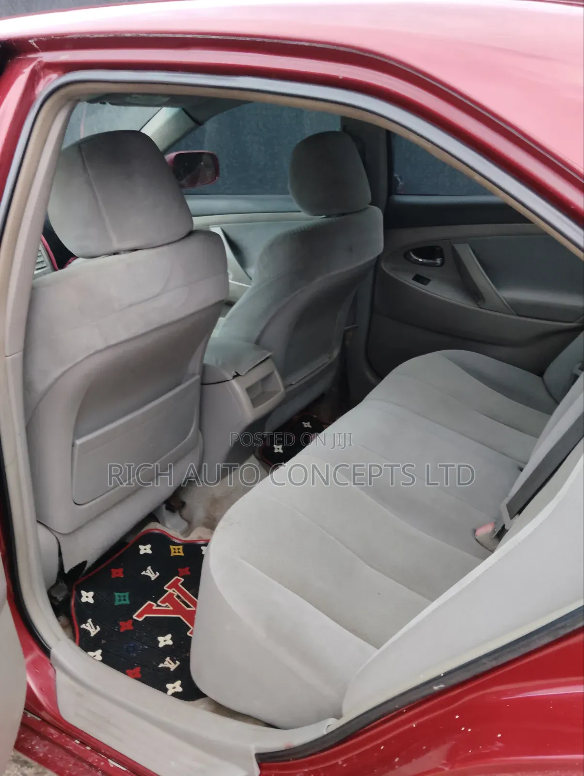 Toyota Camry Base 4dr Sedan (2.5L 4cyl 6M) 2010 Red