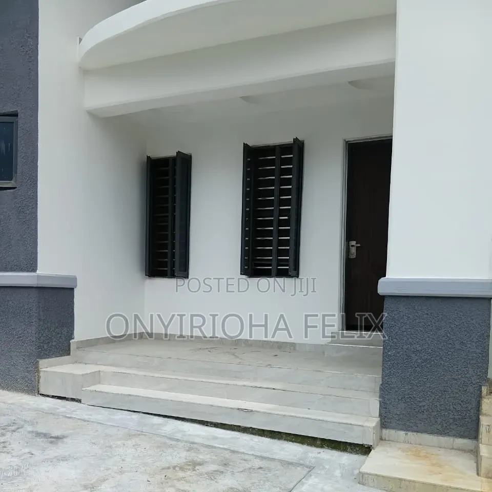 2bdrm Block of Flats in Gwarinpa 6Th Avenue, Bunkoro for rent