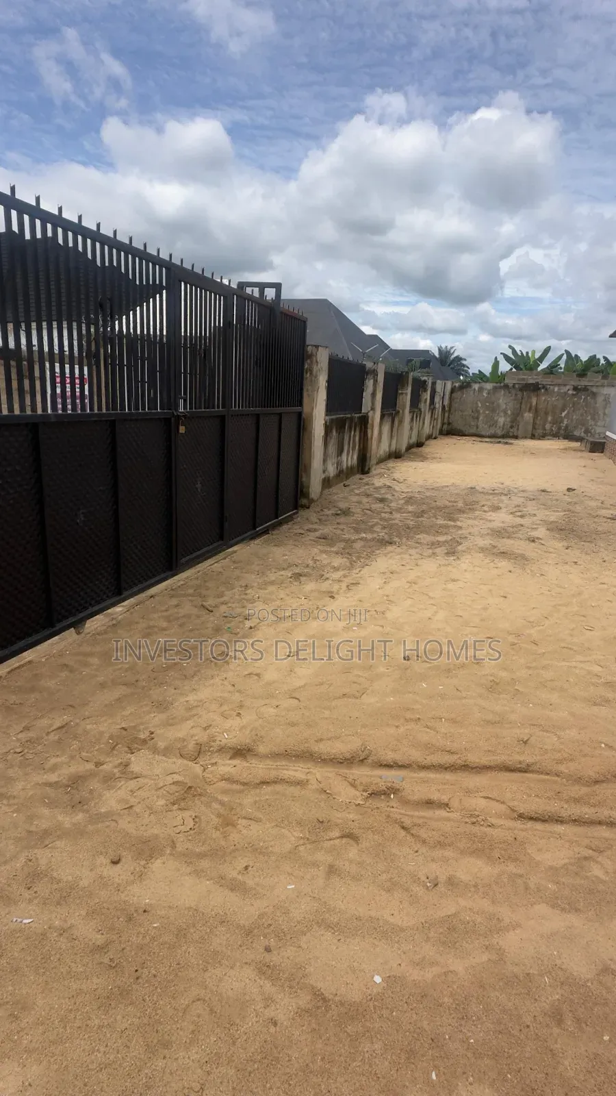 1bdrm Block of Flats in Oshimili North for sale