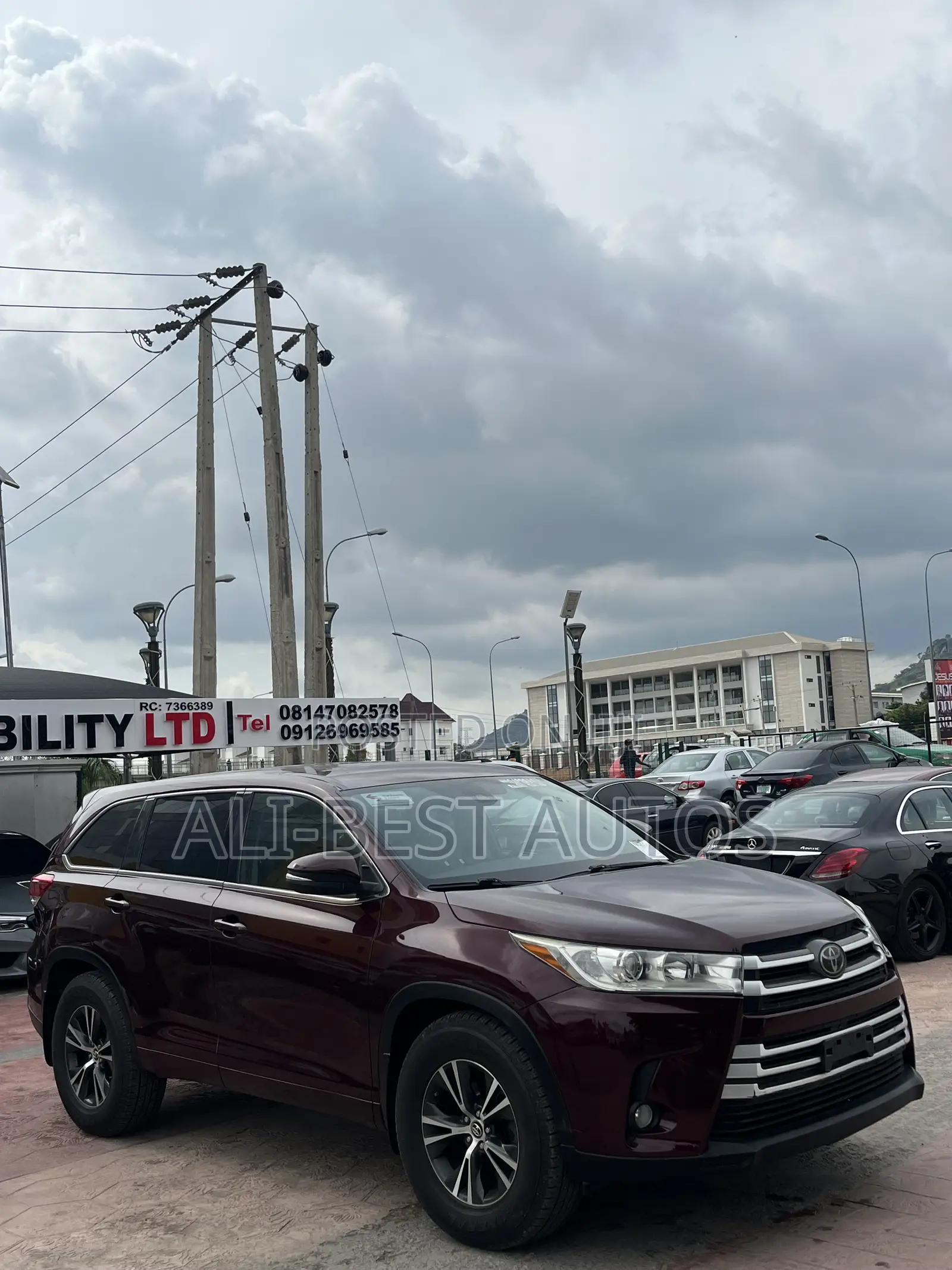 Toyota Highlander 2017 Red