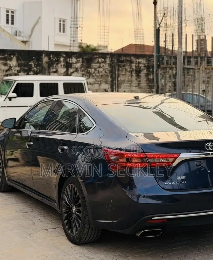 Toyota Avalon Touring FWD Sedan (3.6L 6cyl 6A) 2016 Blue