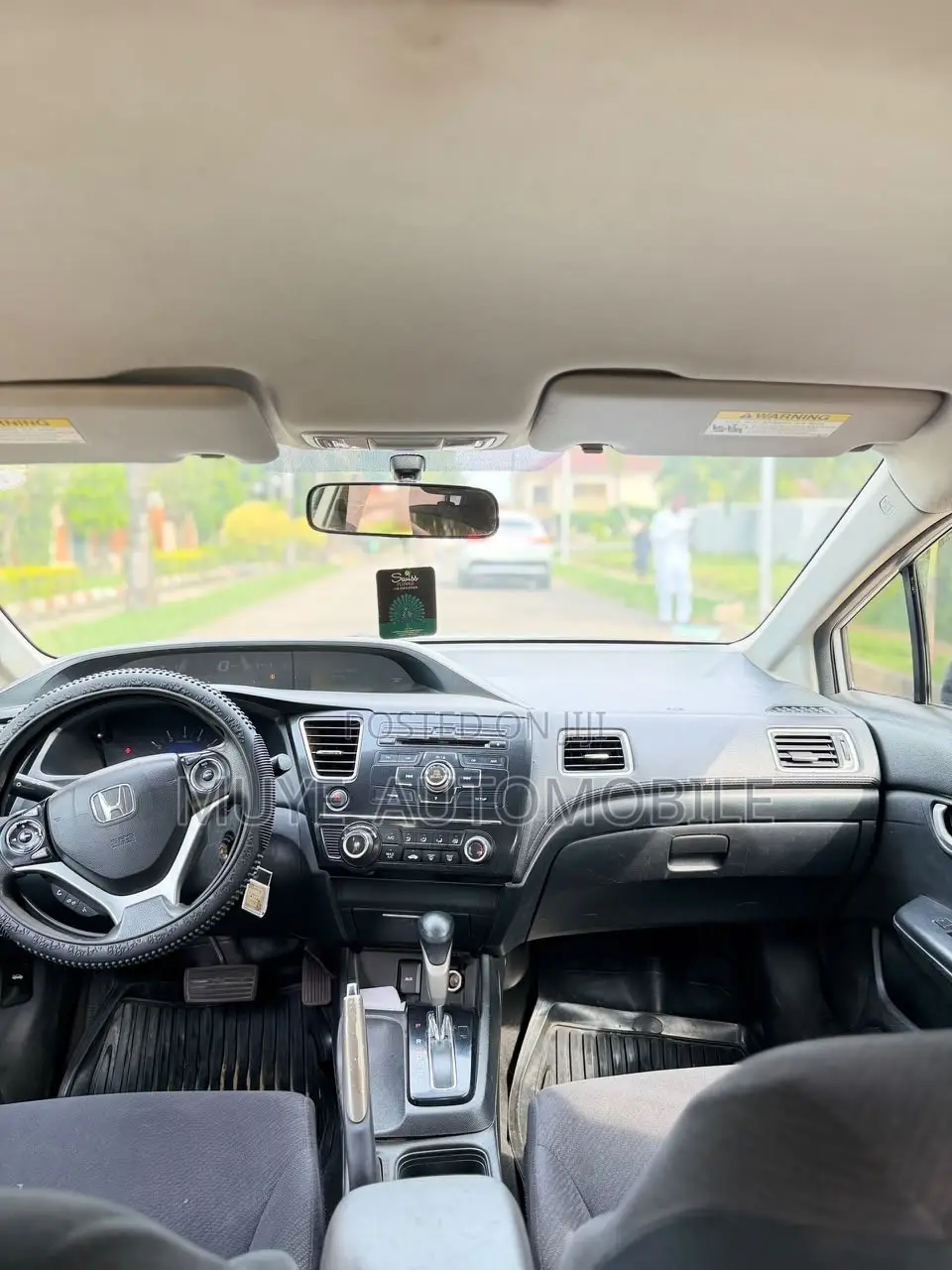 Honda Civic LX 4dr Sedan (1.8L 4cyl 5M) 2014 Silver