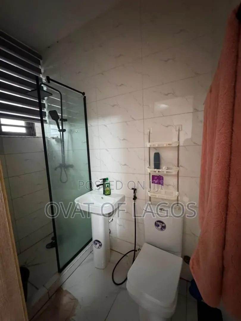 2bdrm Apartment in Chevron for sale
