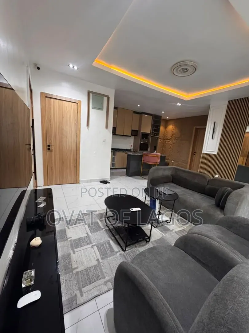 2bdrm Apartment in Chevron for sale