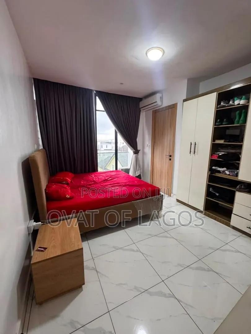 2bdrm Apartment in Chevron for sale