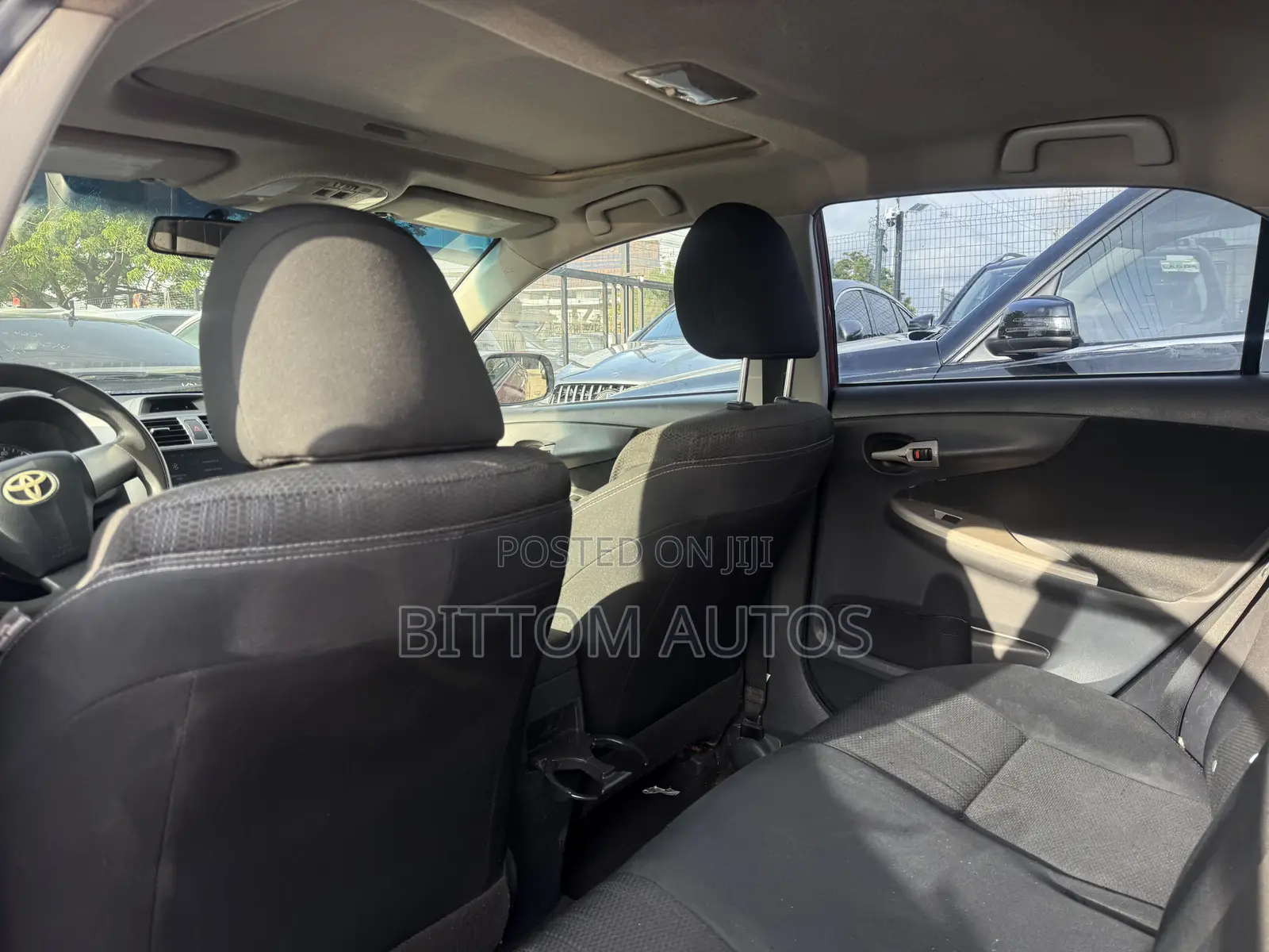 Toyota Corolla S 4dr Sedan (1.8L 4cyl 4A) 2012 Red