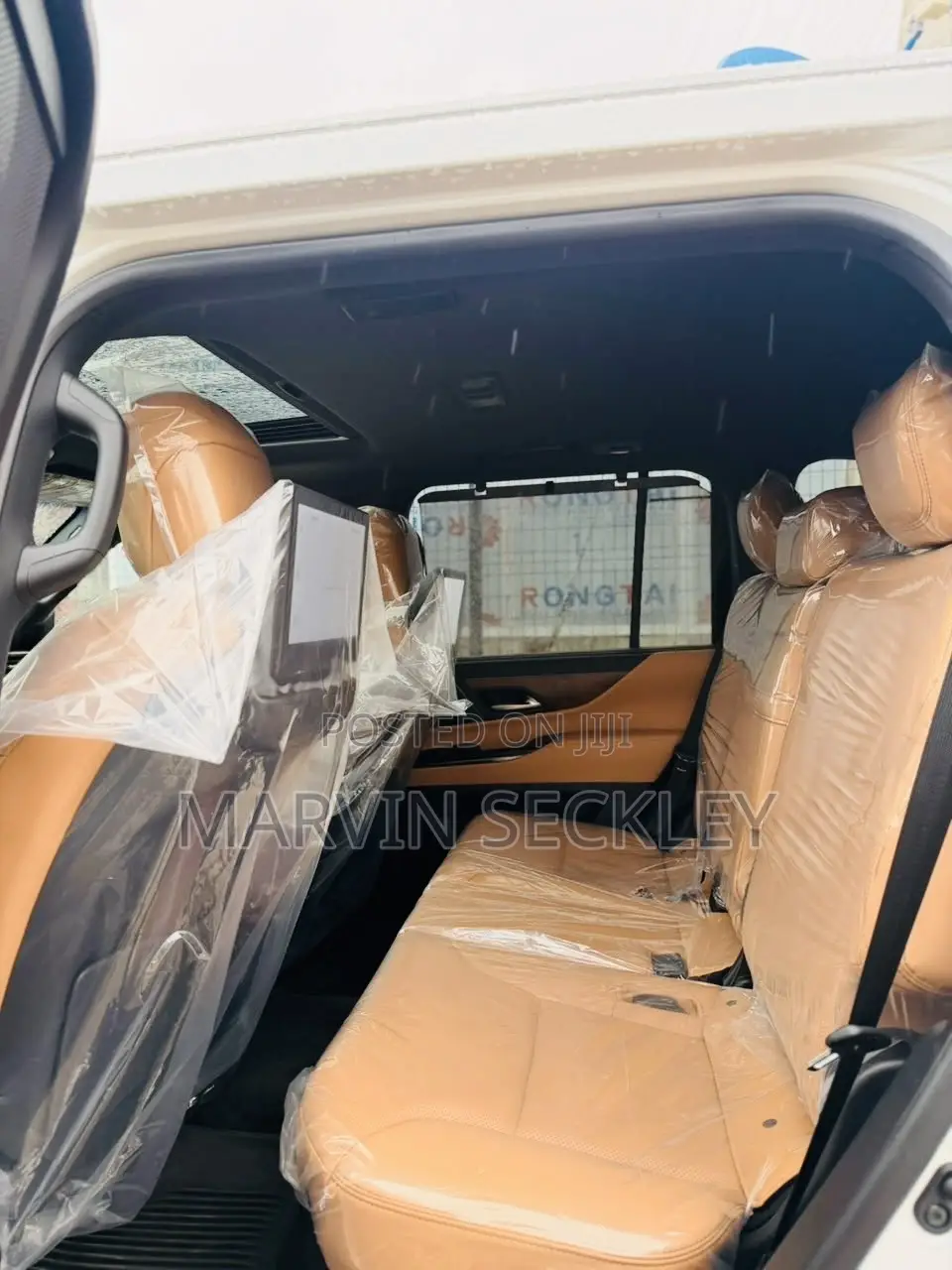 Lexus LX 600 2023 White