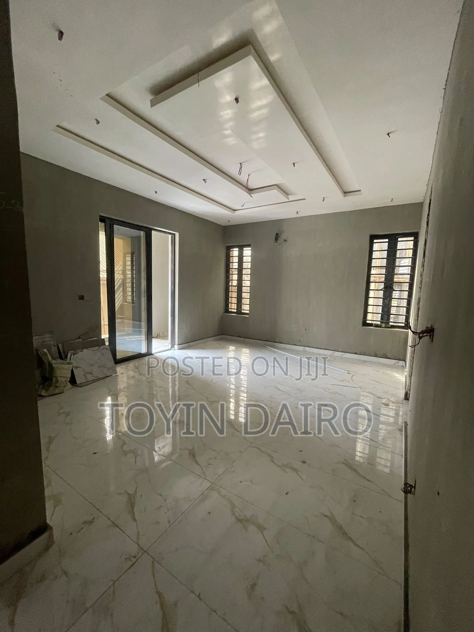 5bdrm Duplex in Akora Estate, Adeniyi Jones for sale