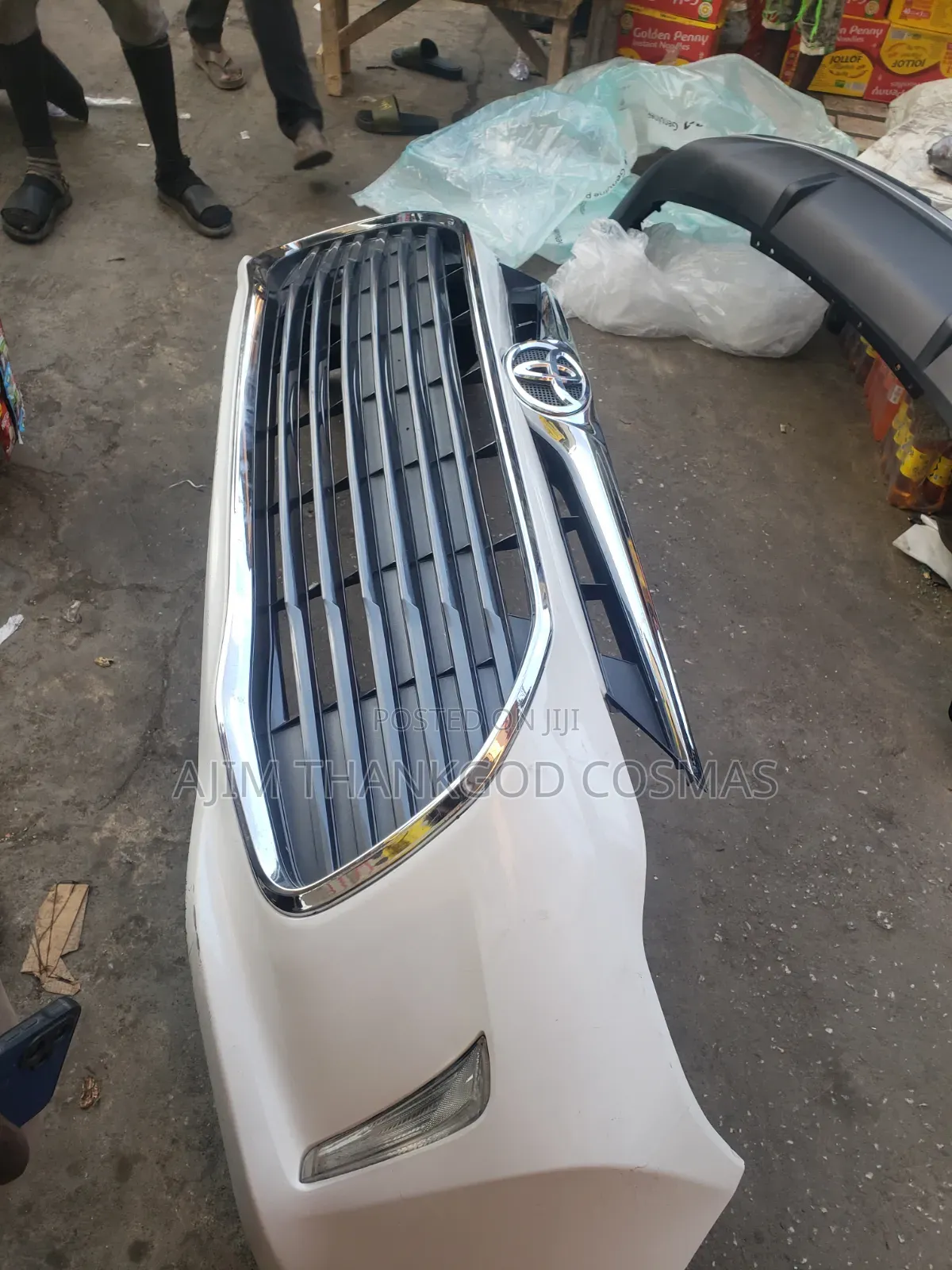 Front Bumper Toyota Avalon 2018 Complete