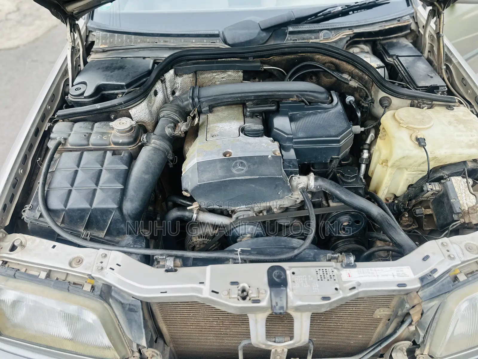 Mercedes-Benz C180 2000 Green