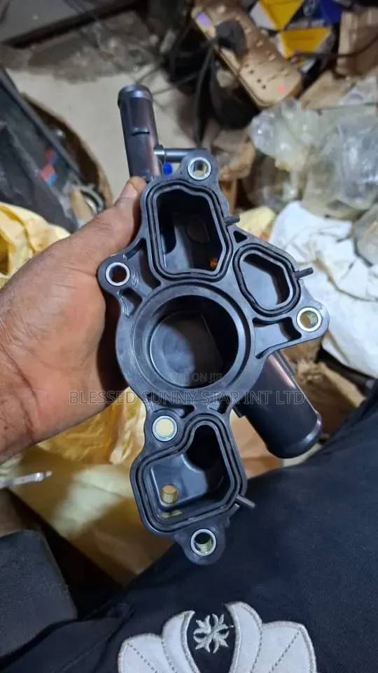 Thermostat Housing Nissan Xtrail or Rouge