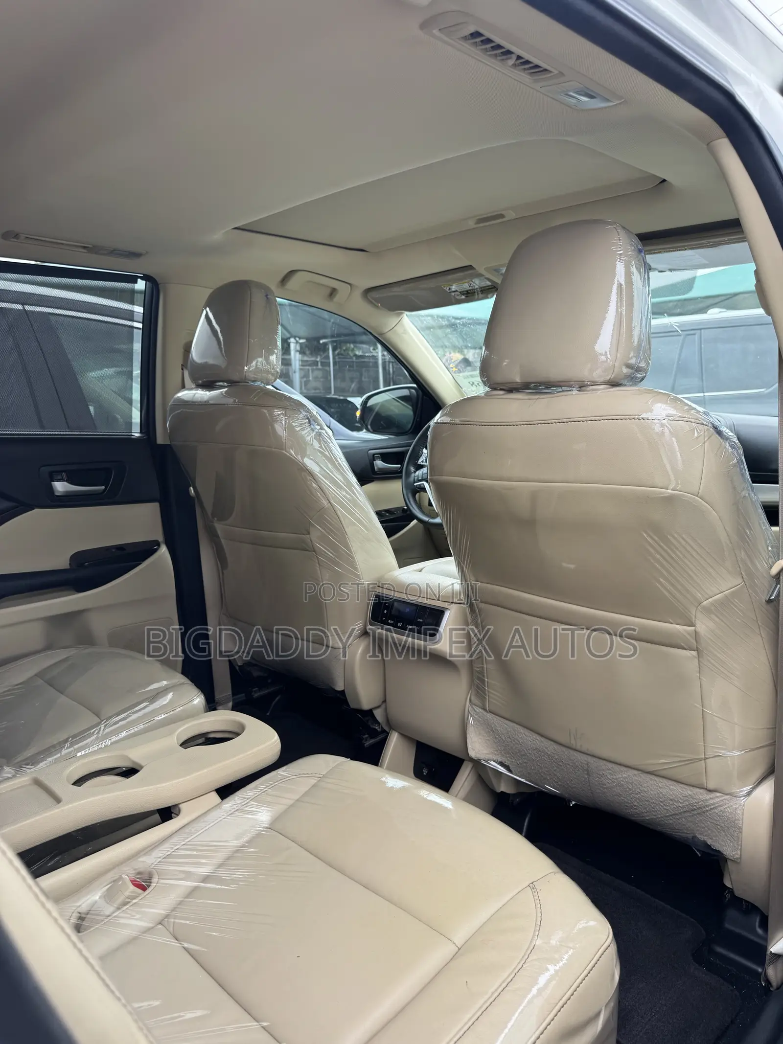 Toyota Highlander XLE 4dr SUV AWD (3.5L 6cyl 6A) 2015 White