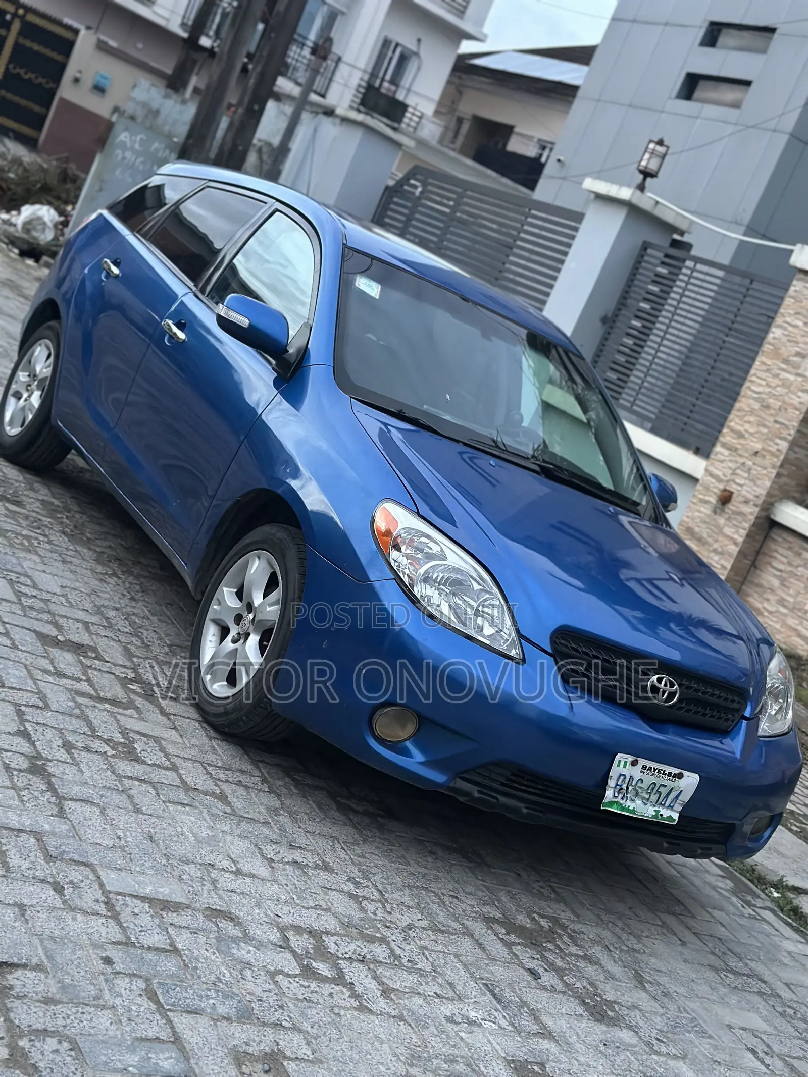 Toyota Matrix XR Hatchback AWD (1.8L 4cyl 4A) 2005 Blue