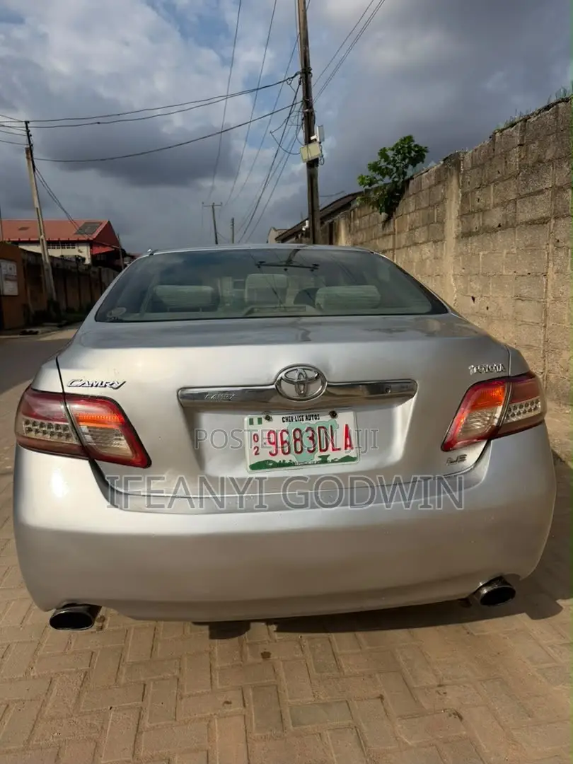 Toyota Camry 2008 Silver