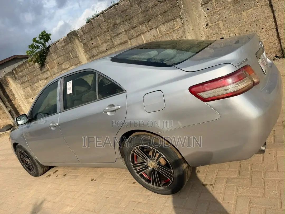 Toyota Camry 2008 Silver