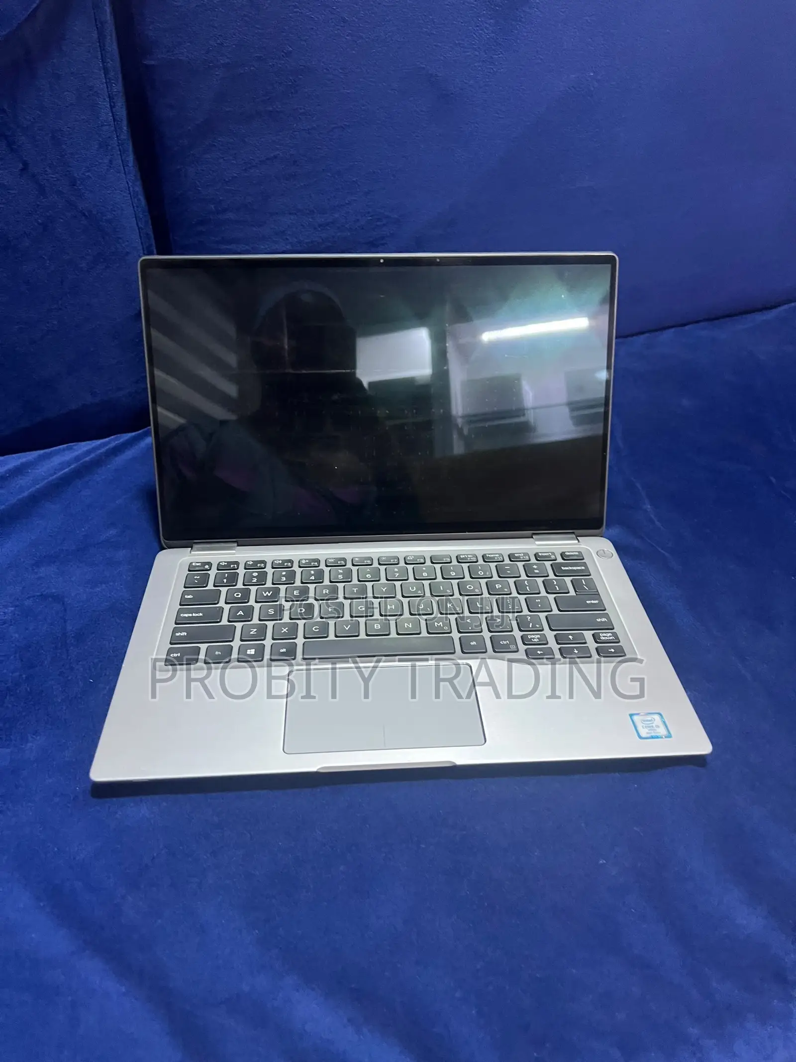Laptop Dell Latitude 7400 2-in-1 8GB Intel Core i5 SSD 512GB