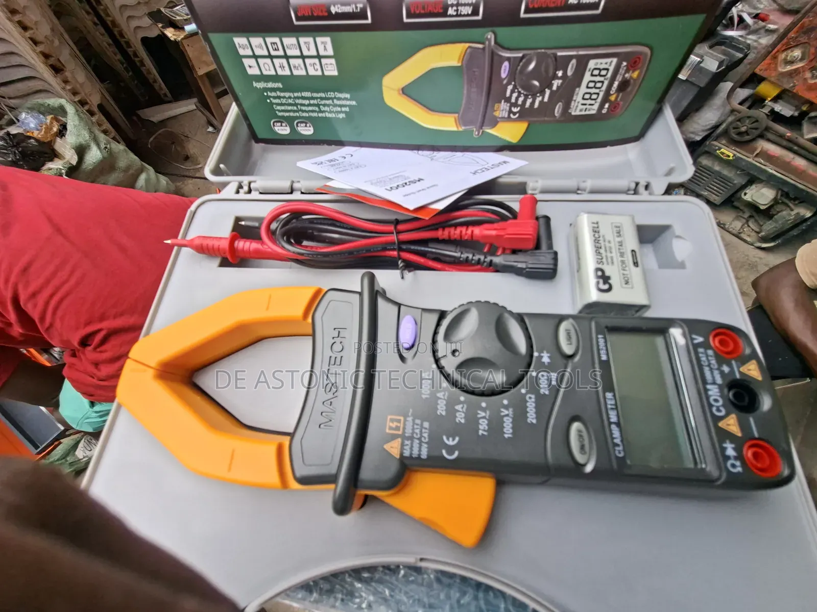 Mastec AC Digital Clamp Meter
