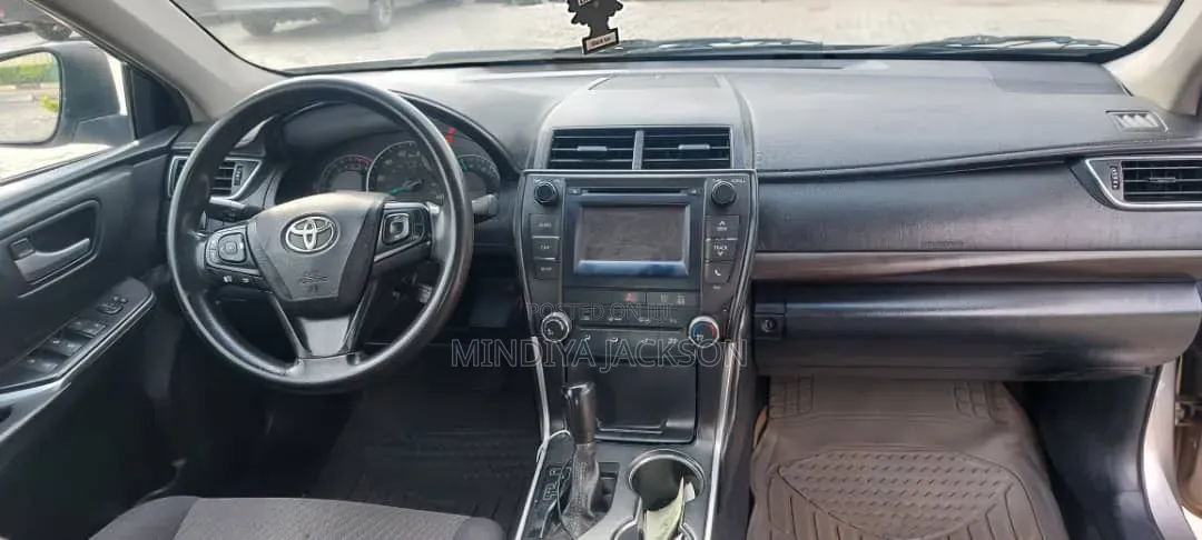 Toyota Camry 2015 Gold