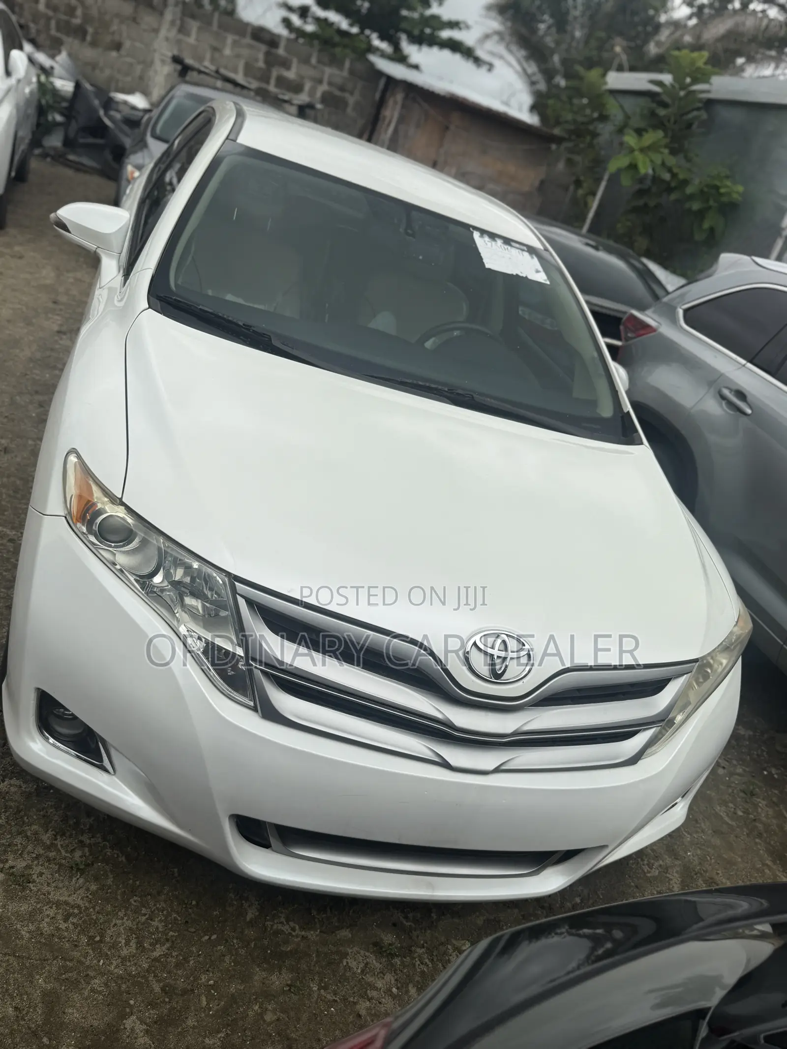 Toyota Venza XLE 2011 White