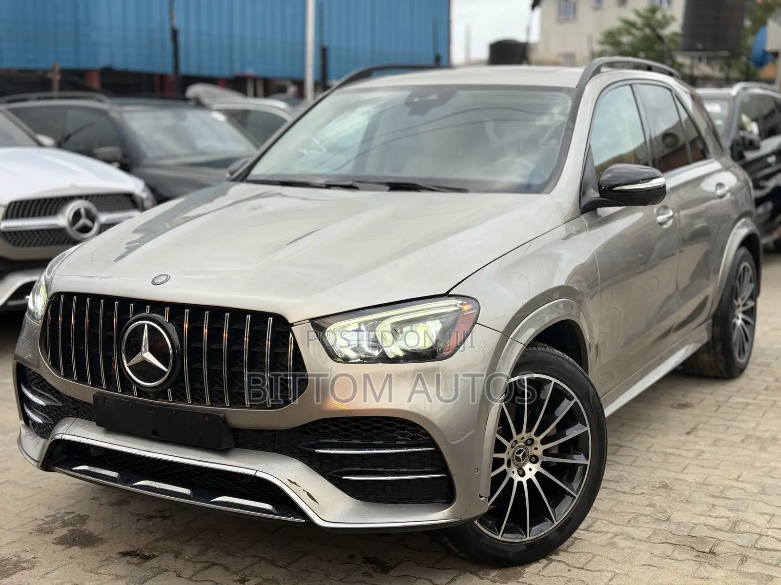 Mercedes-Benz GLE-Class GLE 350 4MATIC 2022 Gold