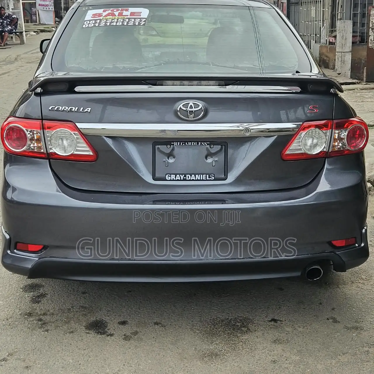 Toyota Corolla S 4dr Sedan (1.8L 4cyl 4A) 2011 Gray
