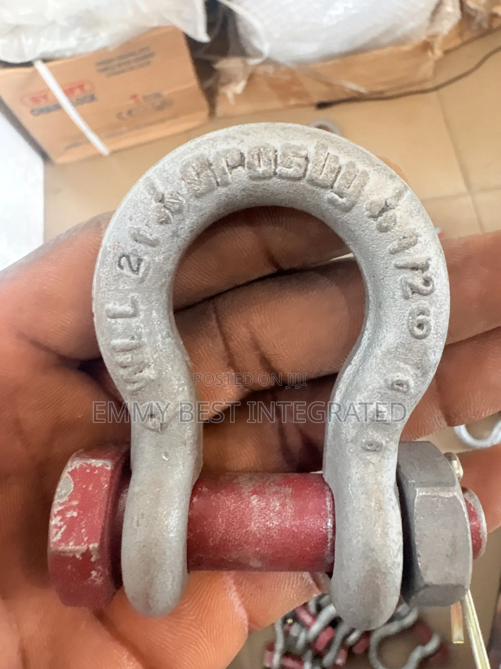 Crosby G-2130 Bolt-Type Anchor Shackle With a 2-Ton