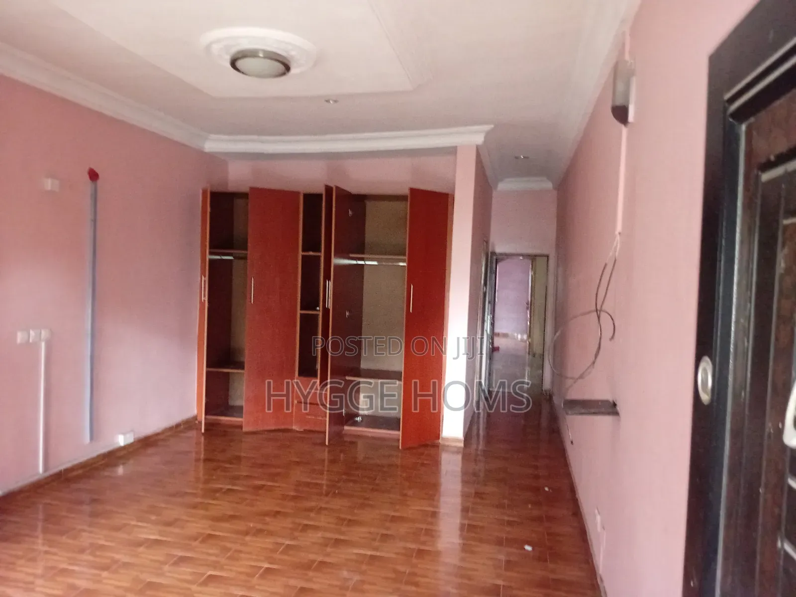 3bdrm Block of Flats in Off Allen Avenue, Ikeja for sale