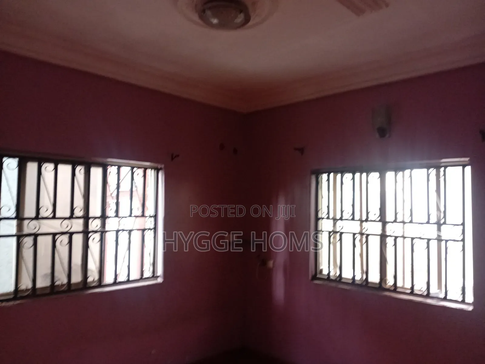 3bdrm Block of Flats in Off Allen Avenue, Ikeja for sale