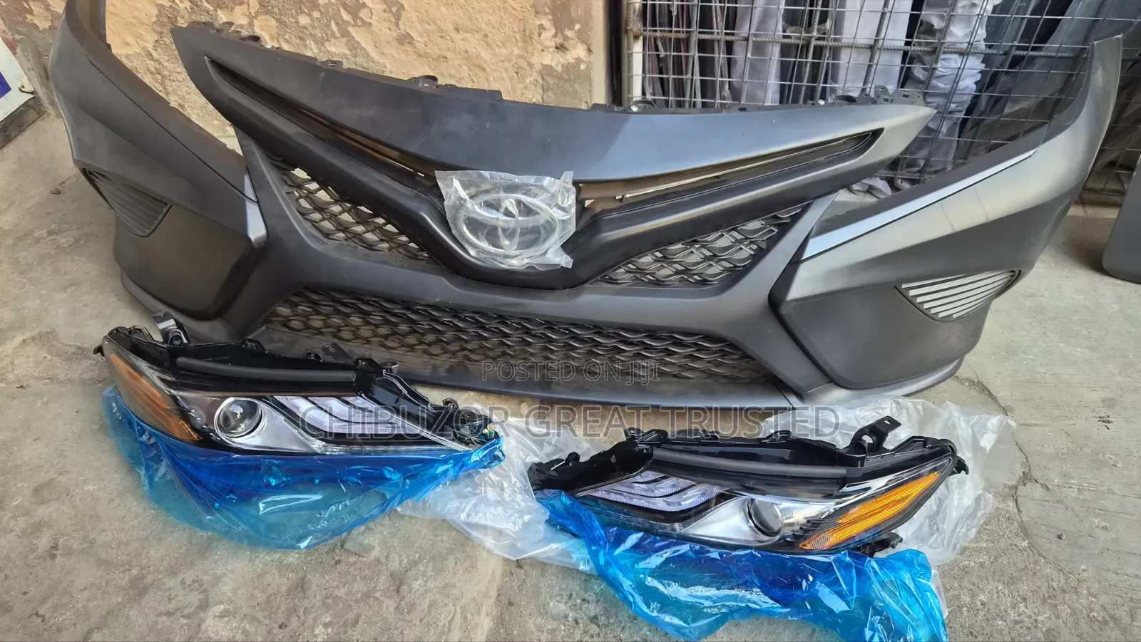 Complete Sports Front Headlamp and Bumper Toyota Camry 2018/2022