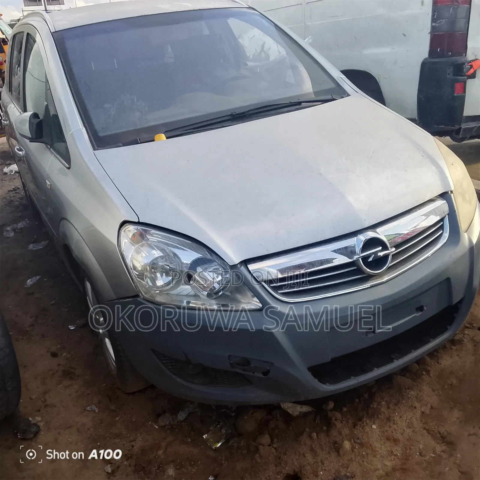 Opel Zafira 2.0T OPC 2010 Gold