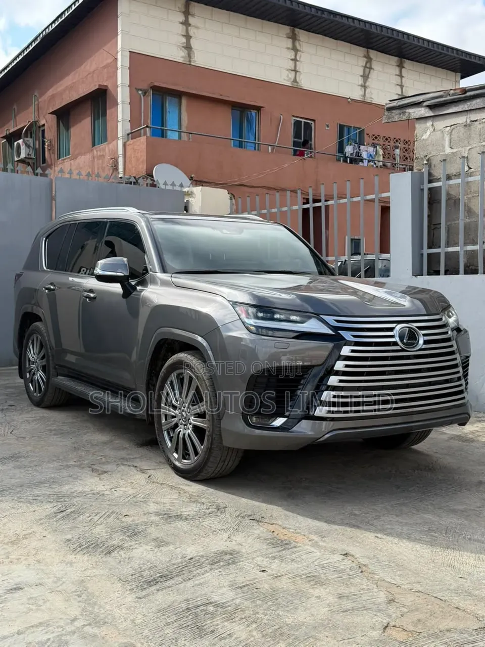Lexus LX 600 2024 Gray